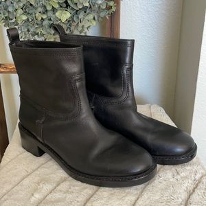 COACH Gillian Boot Black Size 9
